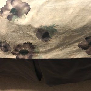 Calvin Klein Bed Skirt Anemone Collection Queen size